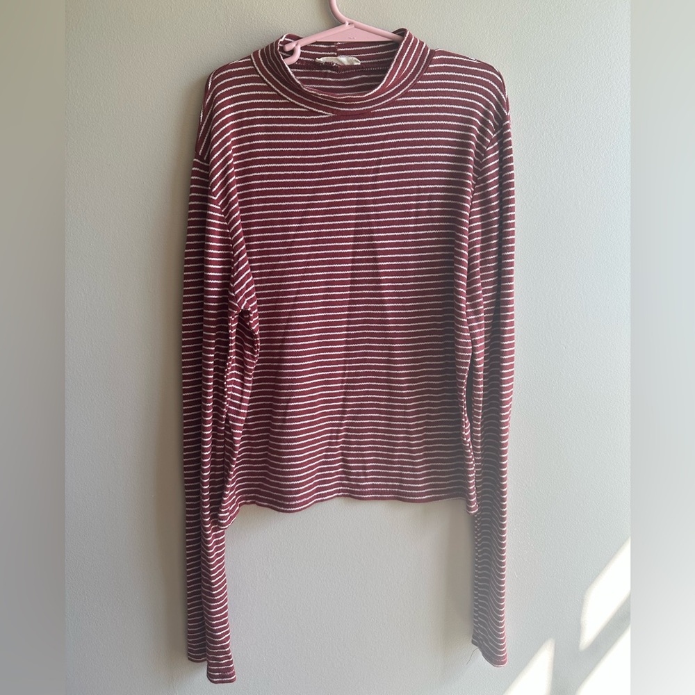 Olivia Rae burgandy and white striped turtleneck long sleeve shirt